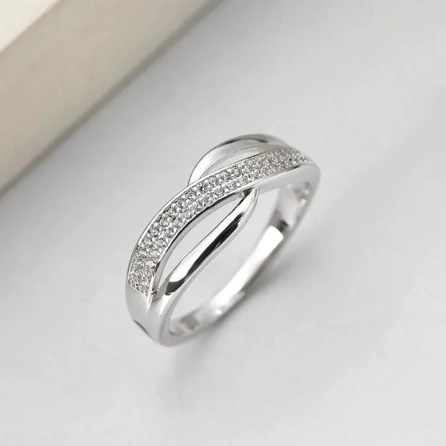 Catherine Classic Gold Zirconia Ring — image 2