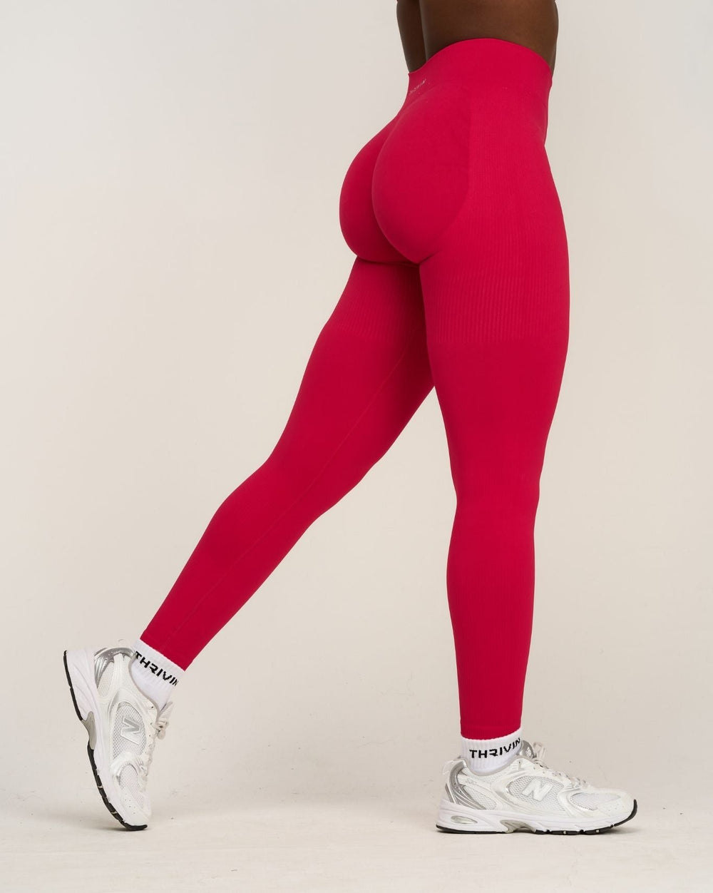 Elevate™ Sculpting Mid Waist Scrunch Leggings | Strawberry