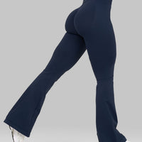 Elevate™ Sculpting Mid V-Waist Scrunch Flare | Midnight Navy