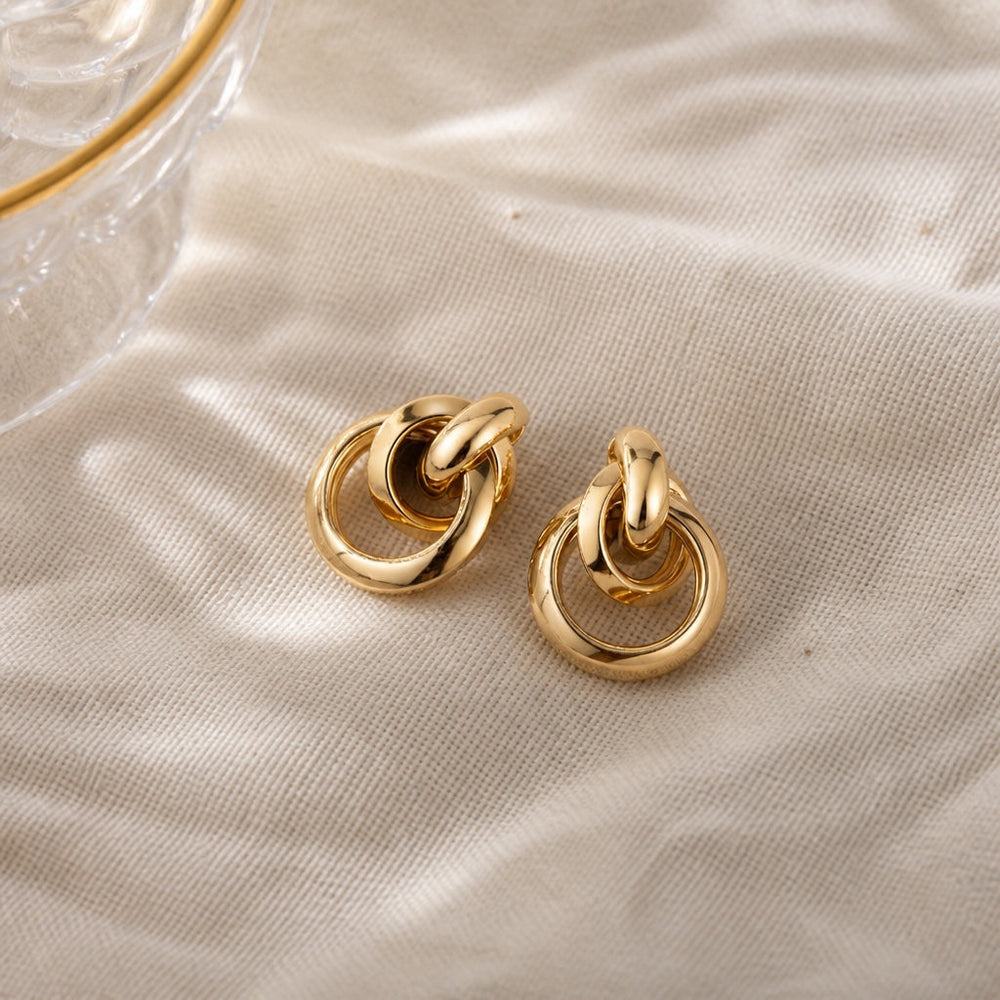 Luxe Minimalist Gold Earrings — image 1