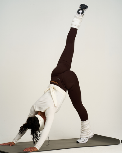 Elevate™ Sculpting Mid Waist Scrunch Leggings | Coffee