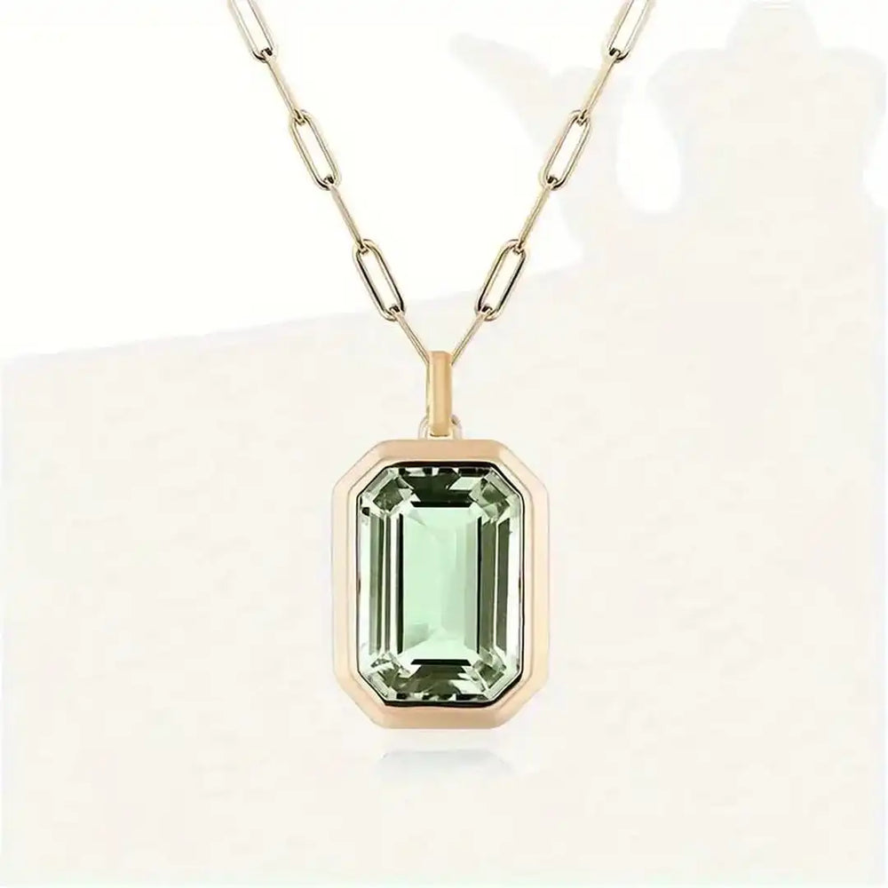 Emerald Paperclip Link Necklace — image 1