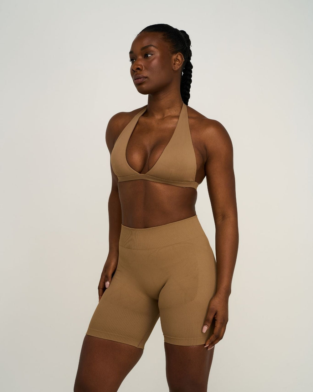Elevate™ Sculpting Mid Waist Scrunch Shorts | Toffee