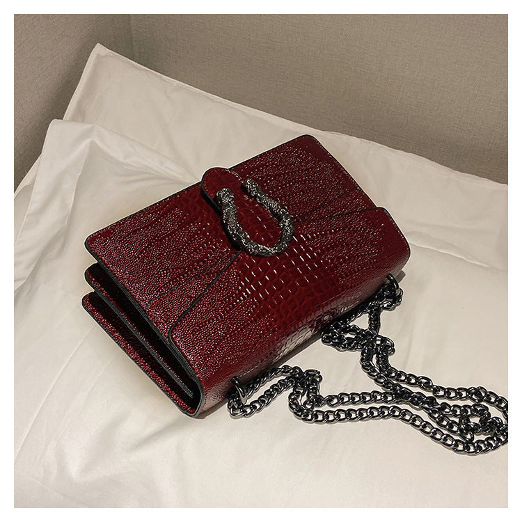Bootara Women's Chain Flap Bag - Trendy PU Leather Shoulder & Crossbody Purse