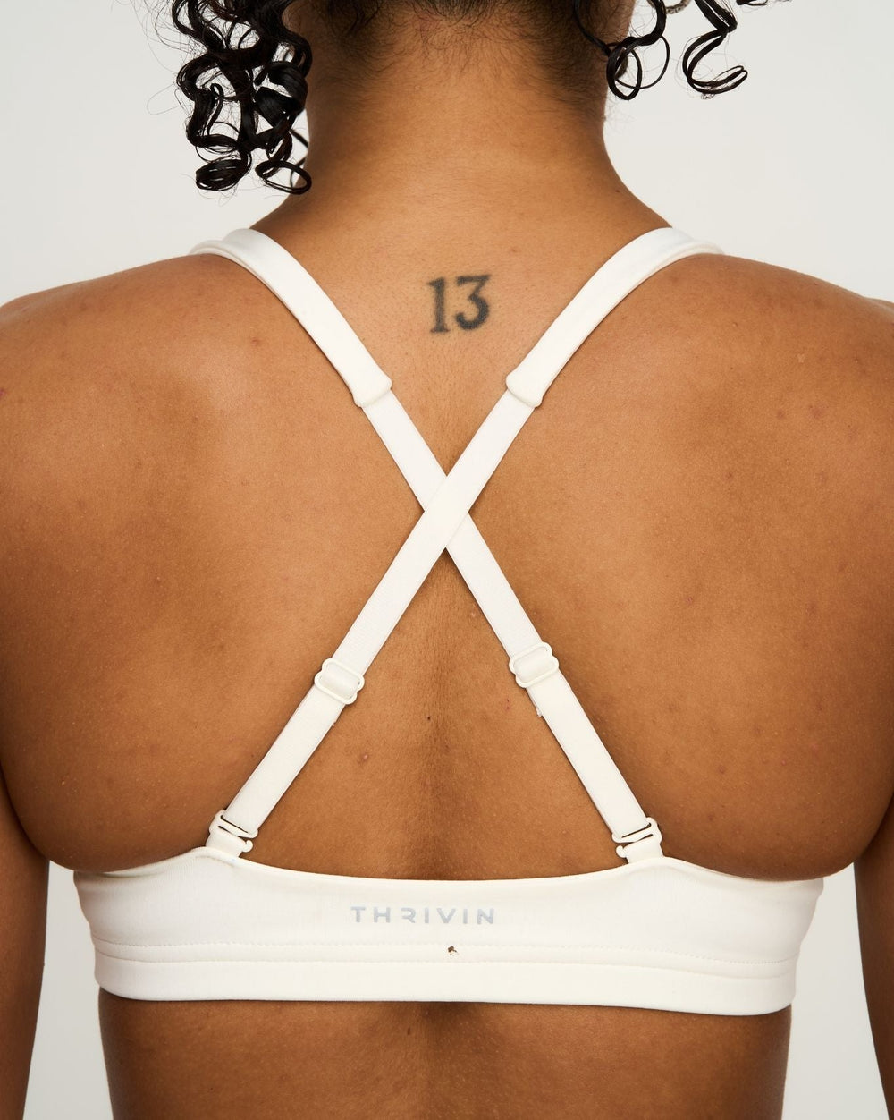 Elevate™ Sculpting Medium Impact Multiway Bra | Cream