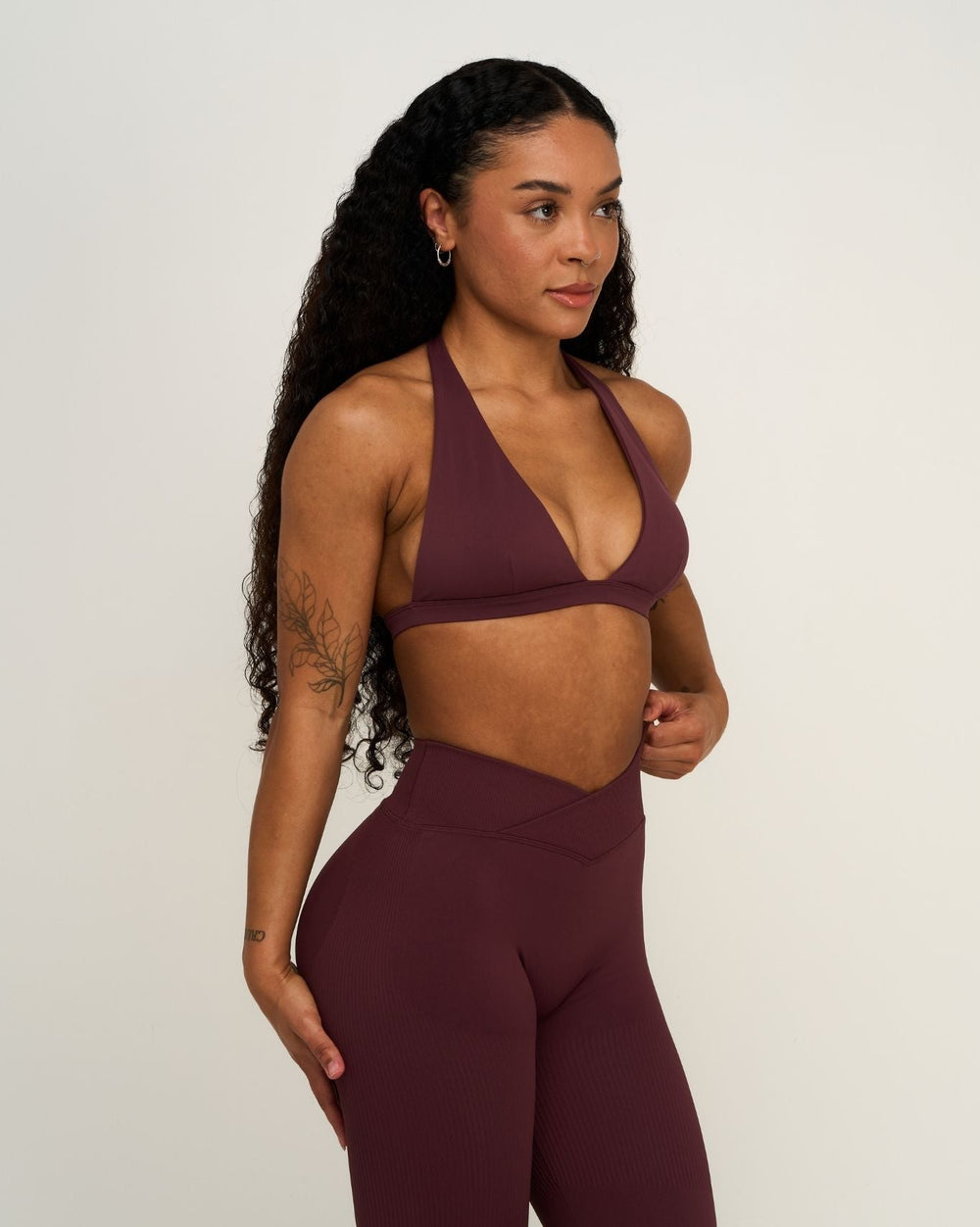 Elevate™ Sculpting Seamless V-Neck Halter Bra | Dark Mauve