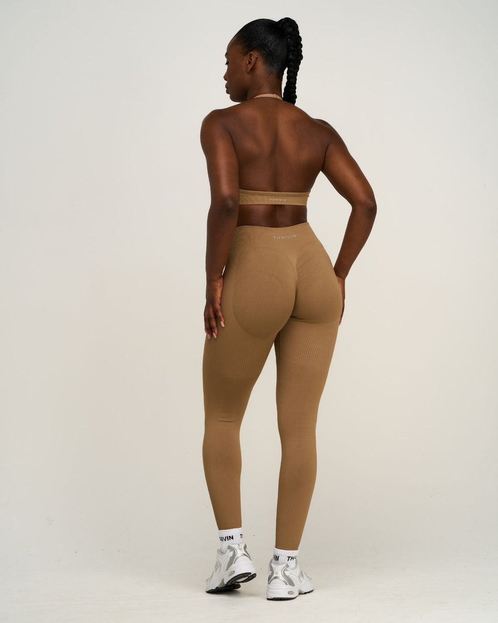 Elevate™ Sculpting Mid Waist Scrunch Leggings | Toffee
