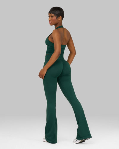 Elevate™ Sculpting Mid V-Waist Scrunch Flare | Pine Green