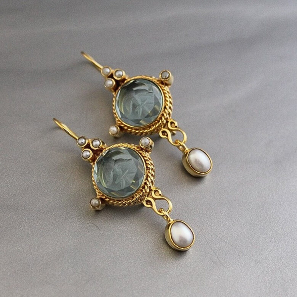 Vintage Pearl Earrings — image 1