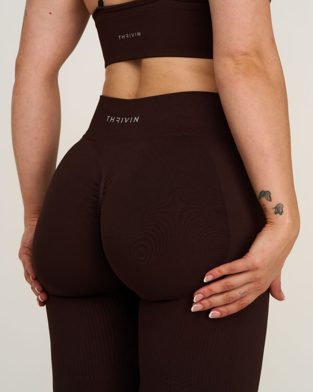 Elevate™ Sculpting Mid Waist Scrunch Leggings | Coffee