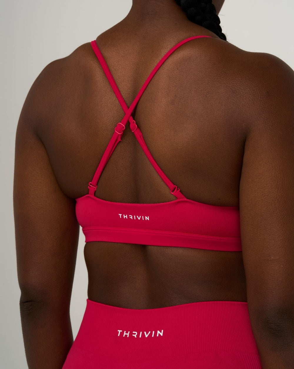 Elevate™ Sculpting Seamless Scoop Neck Bra | Strawberry