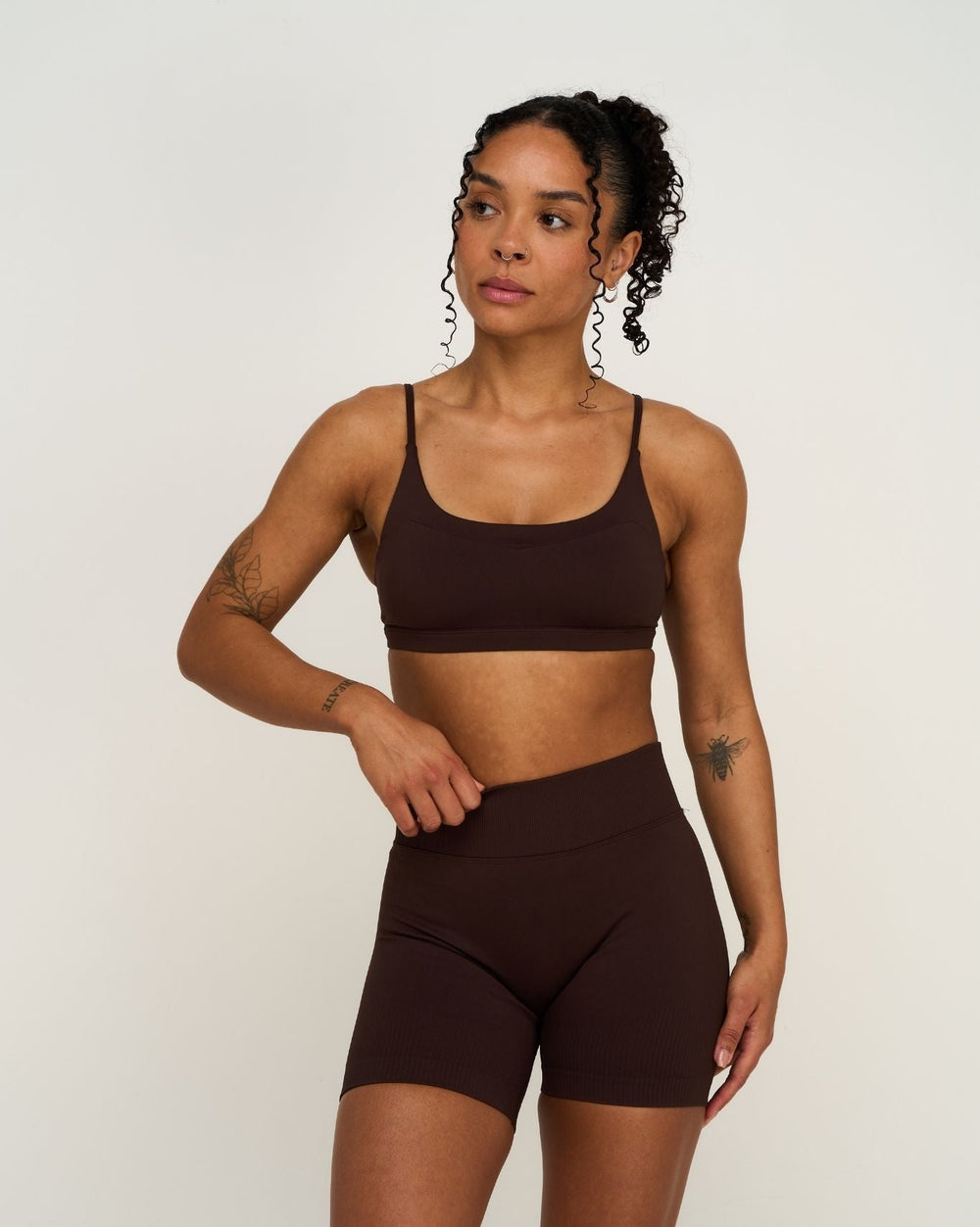 Elevate™ Sculpting Seamless Scoop Neck Bra | Coffee