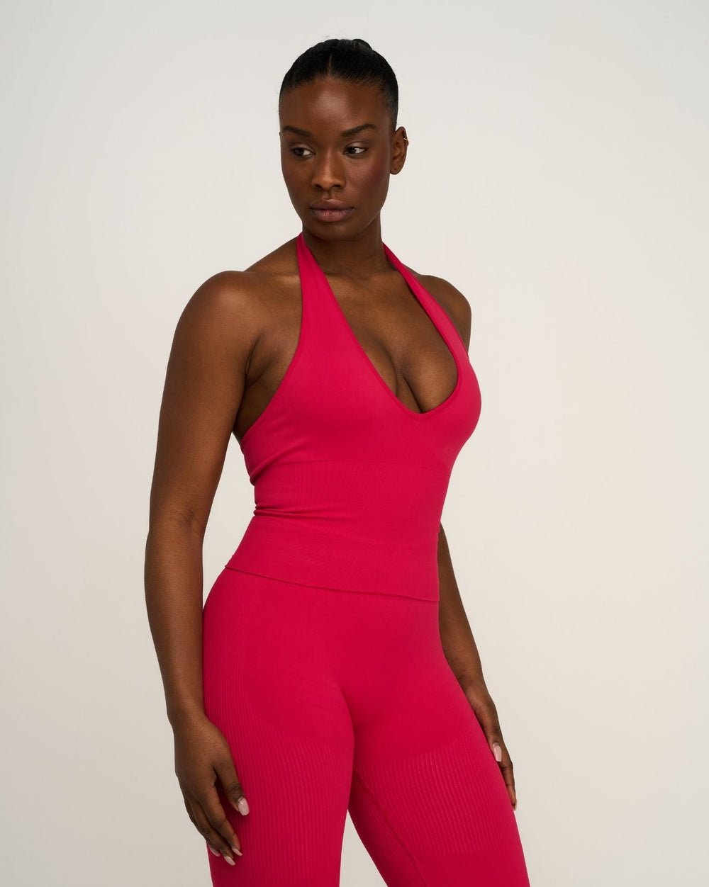 Elevate™ Sculpting Seamless Halterneck Top | Strawberry
