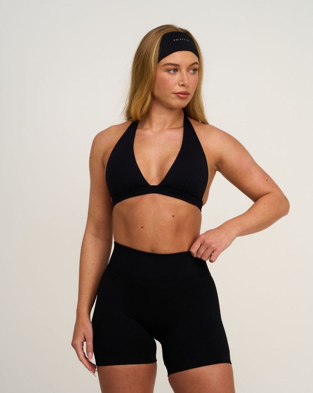 Elevate™ Sculpting Seamless V-Neck Halter Bra | Night Black