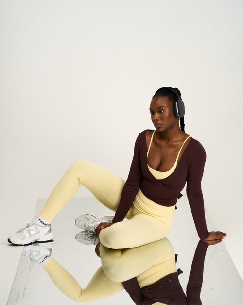 Elevate™ Sculpting Seamless V-Neck Top | Coffee