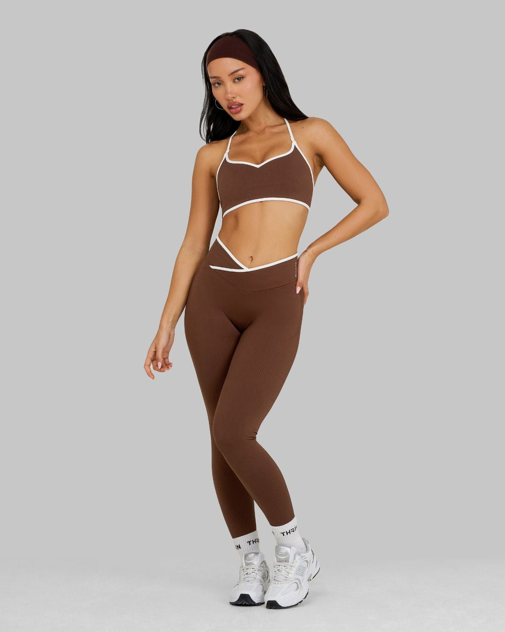 Outline V-Waist Leggings | Bourbon Brown