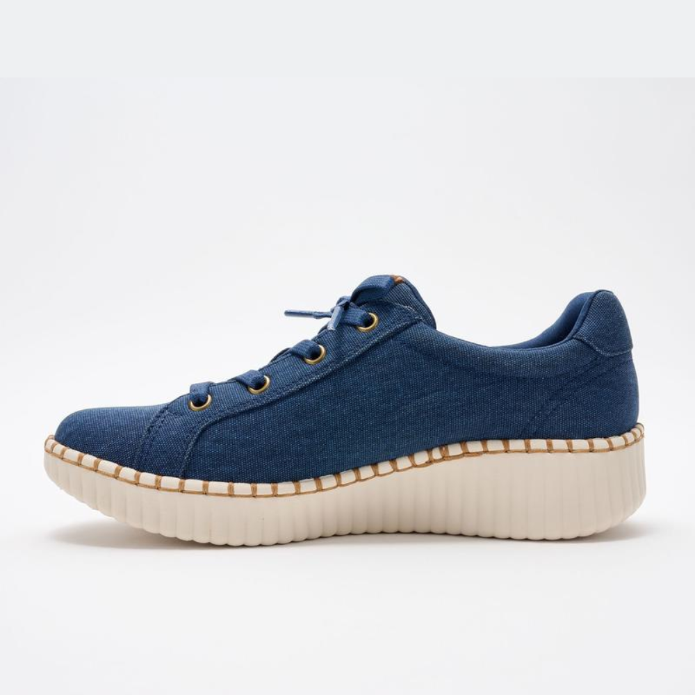 Zip Stride Canvas Sneakers – Lace-Free. Zipper-Easy.
