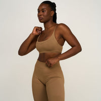 Elevate™ Sculpting Seamless Scoop Neck Bra | Toffee