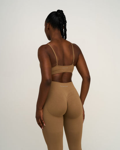 Elevate™ Sculpting Seamless Scoop Neck Bra | Toffee