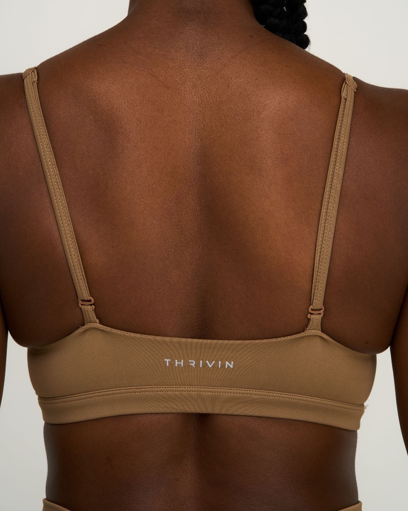 Elevate™ Sculpting Seamless Scoop Neck Bra | Toffee