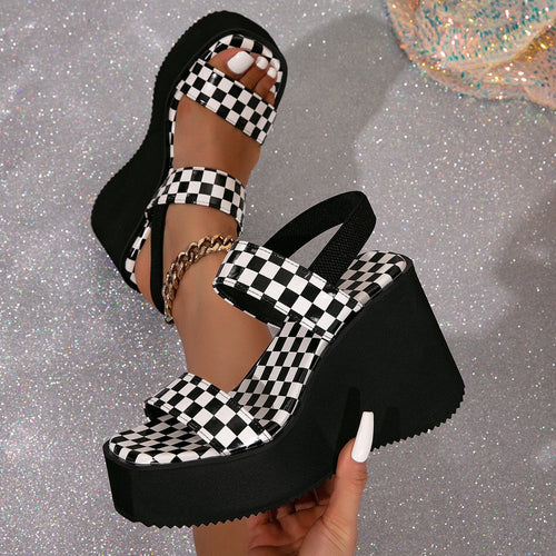 Osonn Women’s Livia Checkered Platform Sandals – Chunky Heel Breathable Casual Summer Shoes (US 4–10.5)