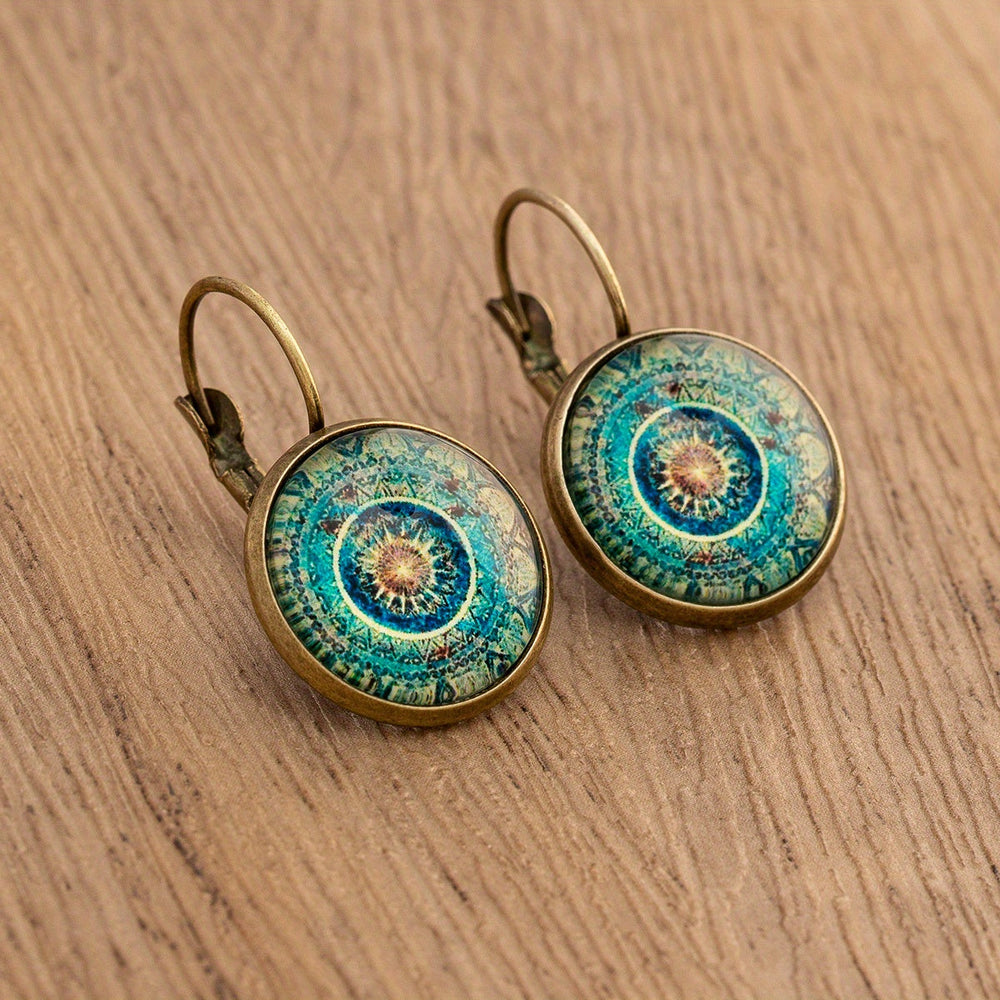 Vintage Floral Round Earrings — image 1