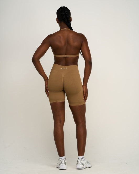 Elevate™ Sculpting Seamless V-Neck Halter Bra | Toffee