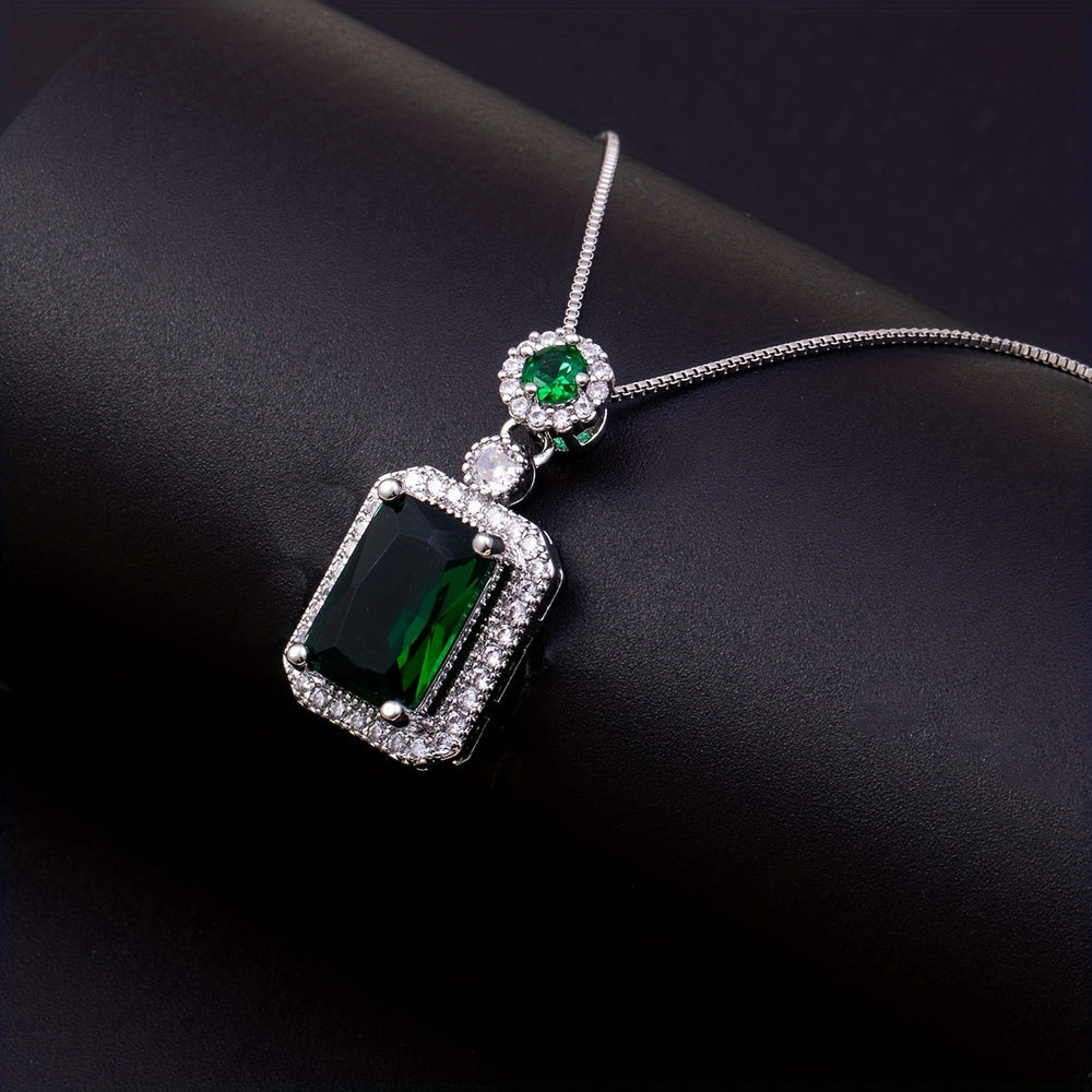 Vintage Square Pendant Necklace — image 2