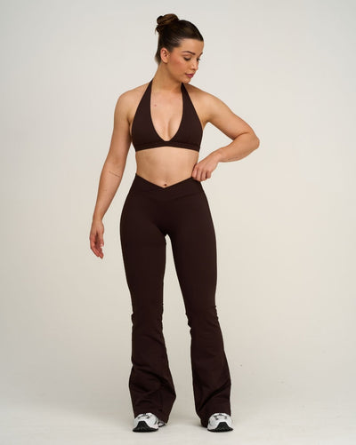 Elevate™ Sculpting Seamless V-Neck Halter Bra | Coffee