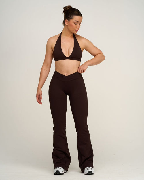 Elevate™ Sculpting Seamless V-Neck Halter Bra | Coffee
