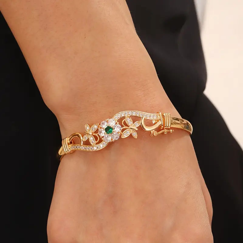Isla Beaumont Elegant Bracelet — image 2