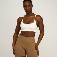 Elevate™ Sculpting Seamless Scoop Neck Bra | Cream