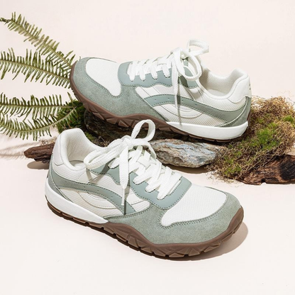 Trail Retro Wide-Fit Sneakers – Made for Real Feet, Built for Real Life