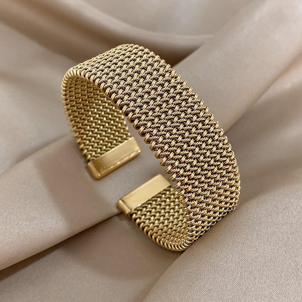 Woven Adjustable Gold Plated Bracelet — image 1