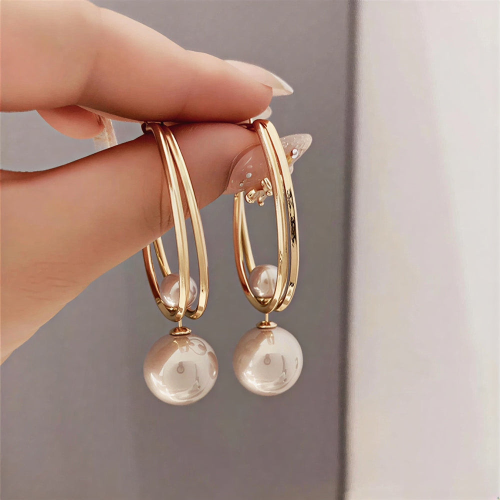 Vintage Charmming Pearl Earrings — image 1