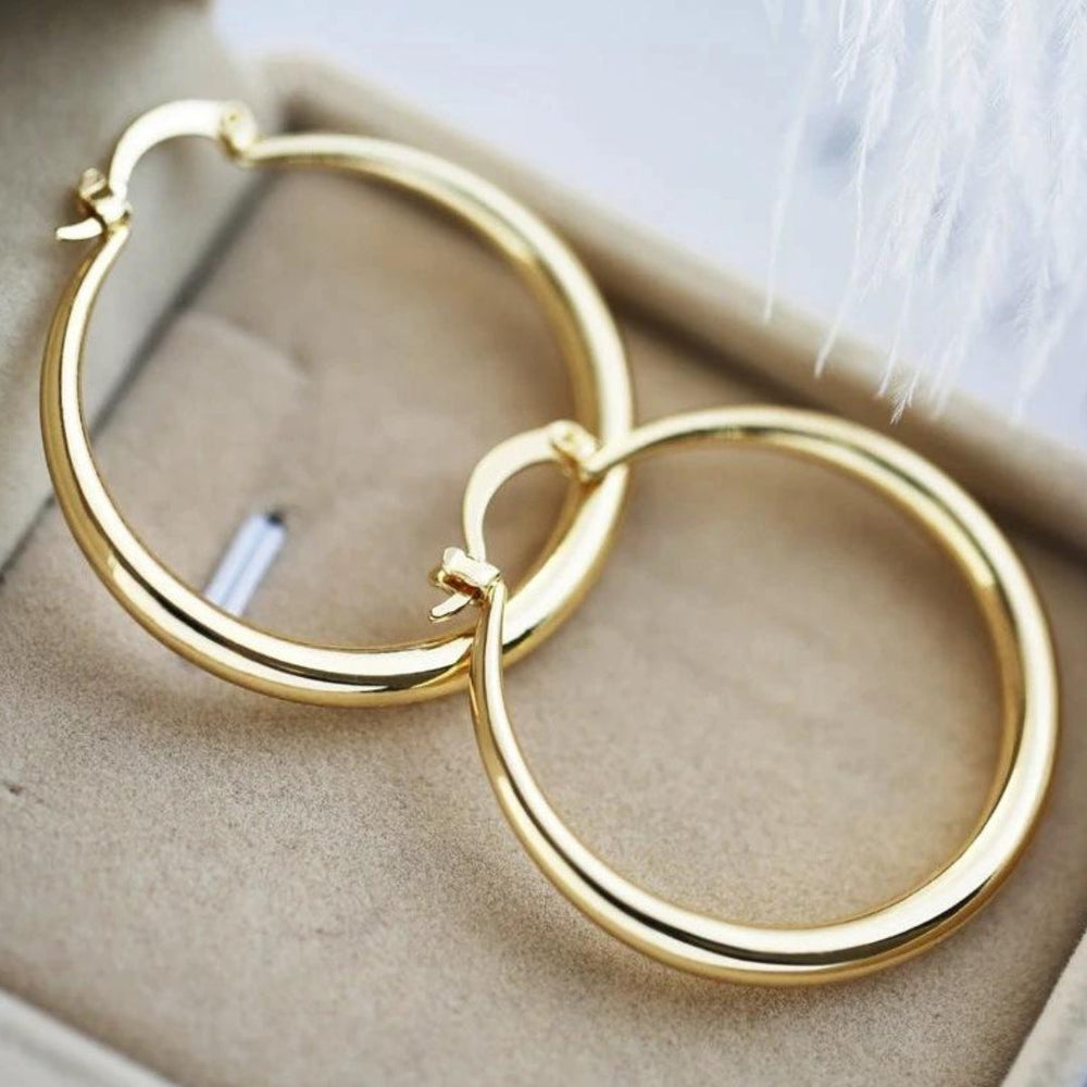 Bethany Bold Gold Earrings — image 1