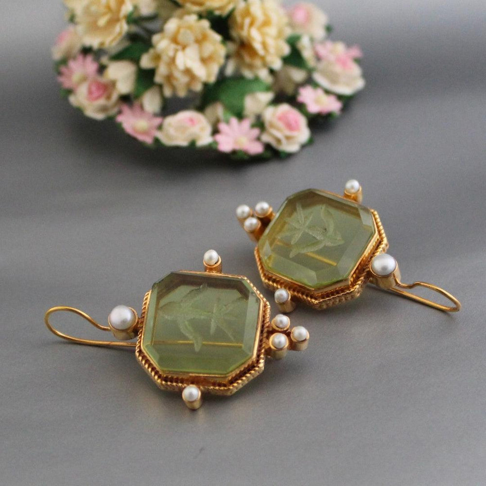 Vintage Green Pearl Earrings — image 2