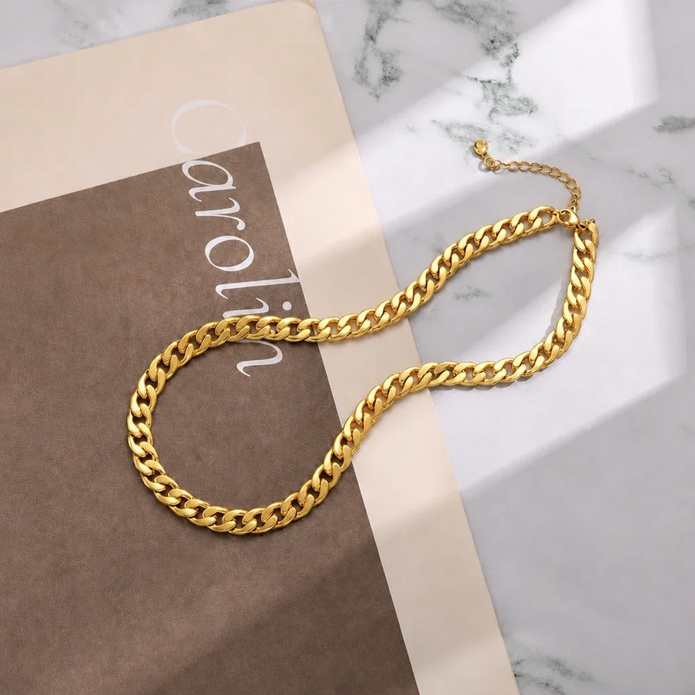 Chunky Cuban Link Necklace — image 2