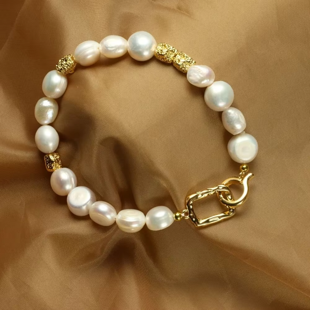Elegant Baroque Pearls Bracelet — image 1