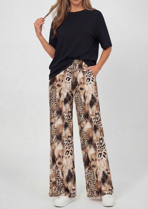 Osonn Women's 2 Piece Lounge Sets Summer Casual Short Sleeve Tops Leopard Flowy Pants Pajamas Vacation Travel Outfits
