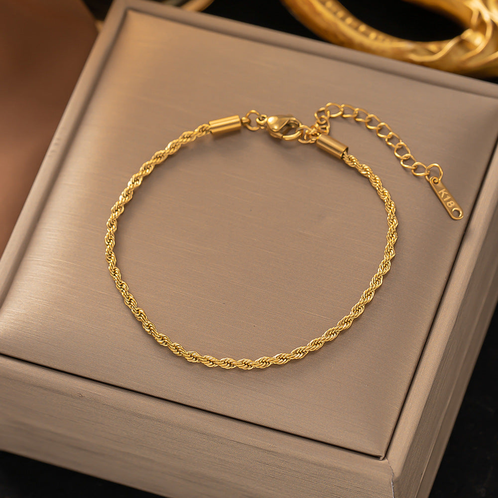 Twisted Chain Gold Bracelet — image 1