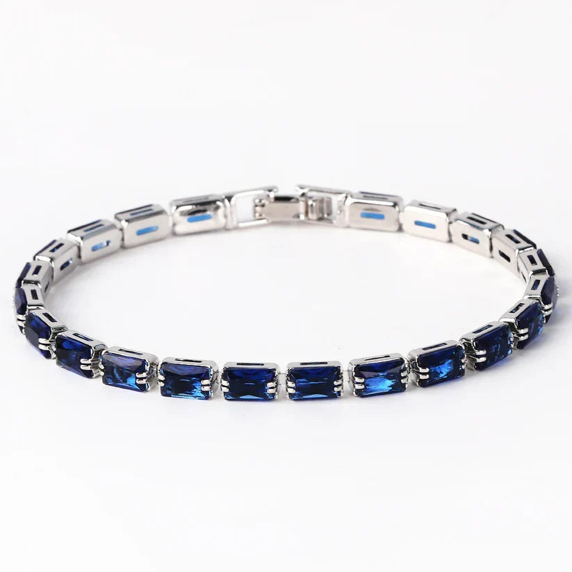 Mireda Thalindra White Gold Bracelet — image 2