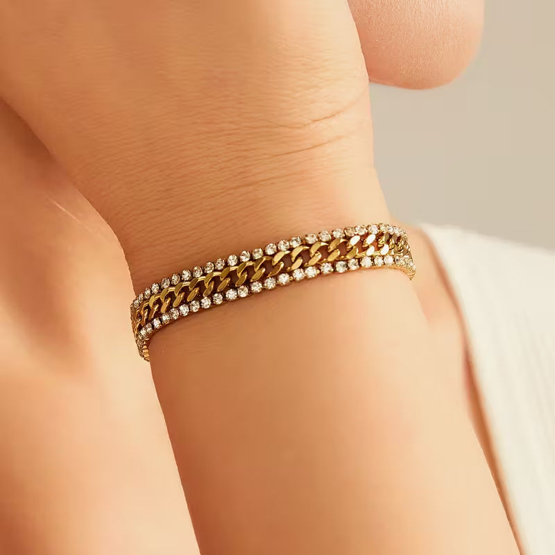 Vela Timeless Gold Bracelet — image 3