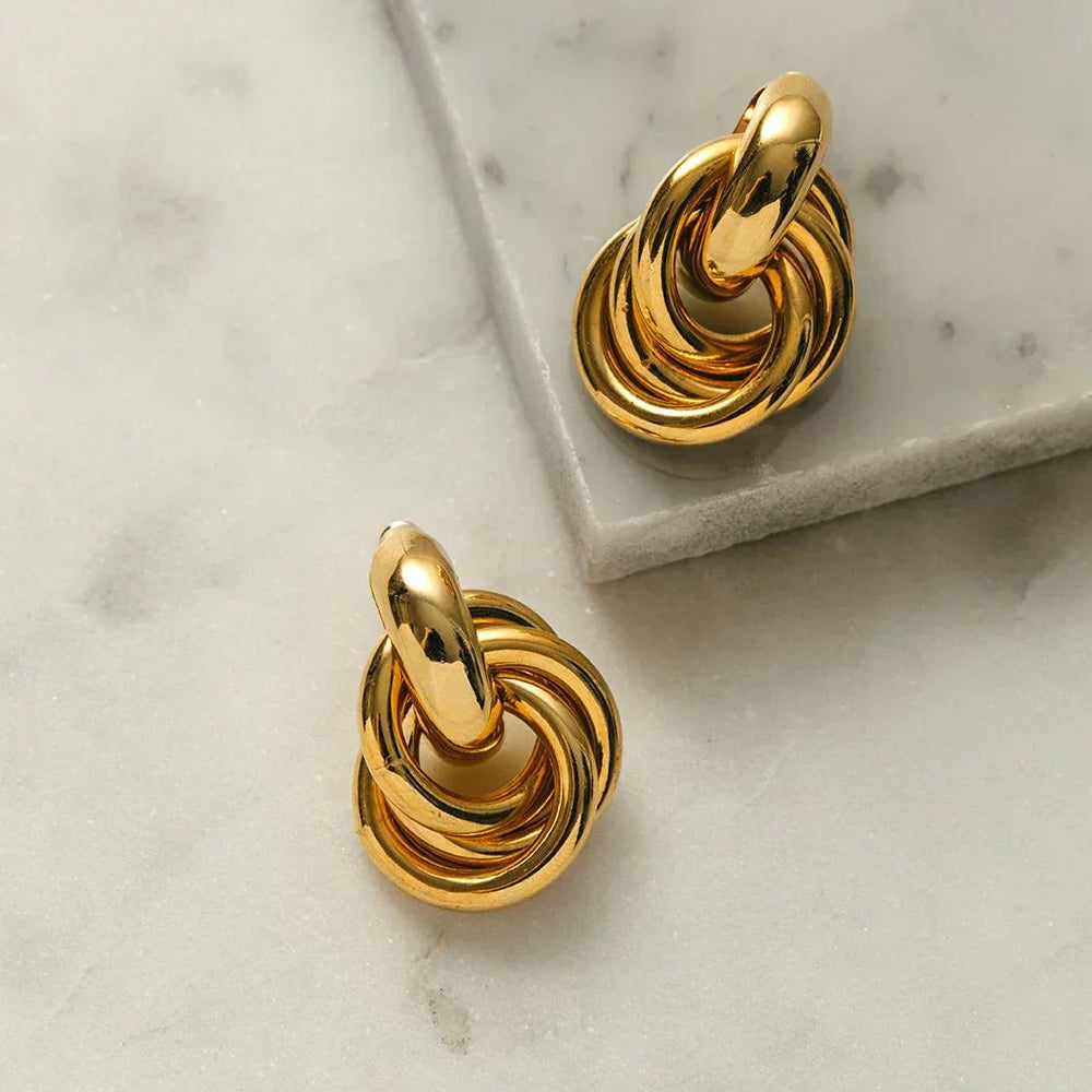 Statement Interlocking White Gold Earrings — image 3