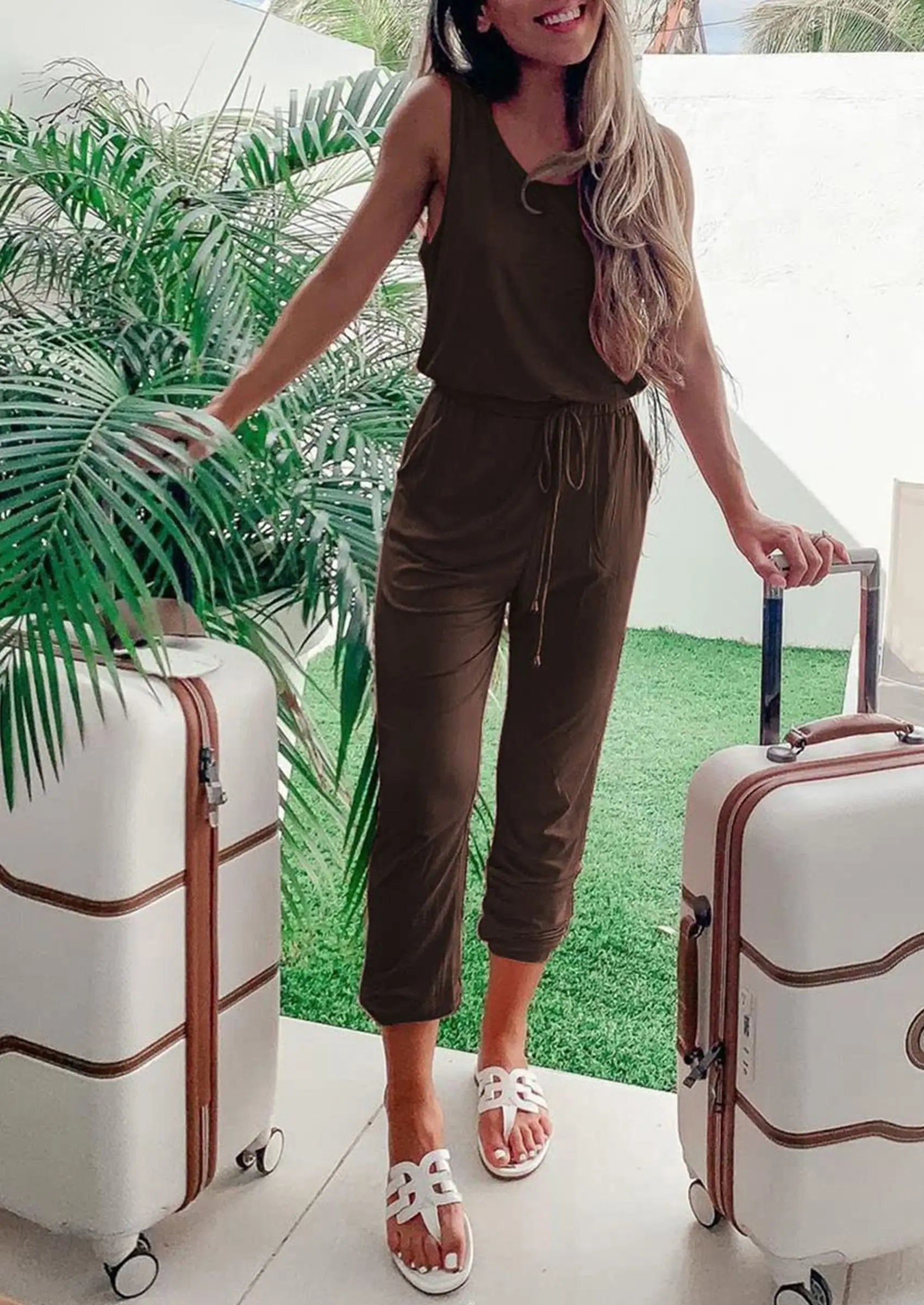 Osonn Two Piece Outfit Sets Casual Sleeveless Crewneck Tops and Sweatpants