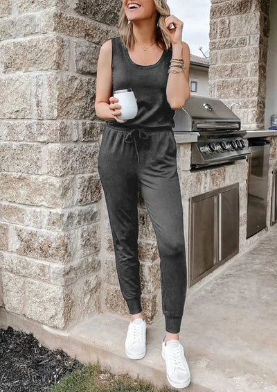 Osonn Two Piece Outfit Sets Casual Sleeveless Crewneck Tops and Sweatpants