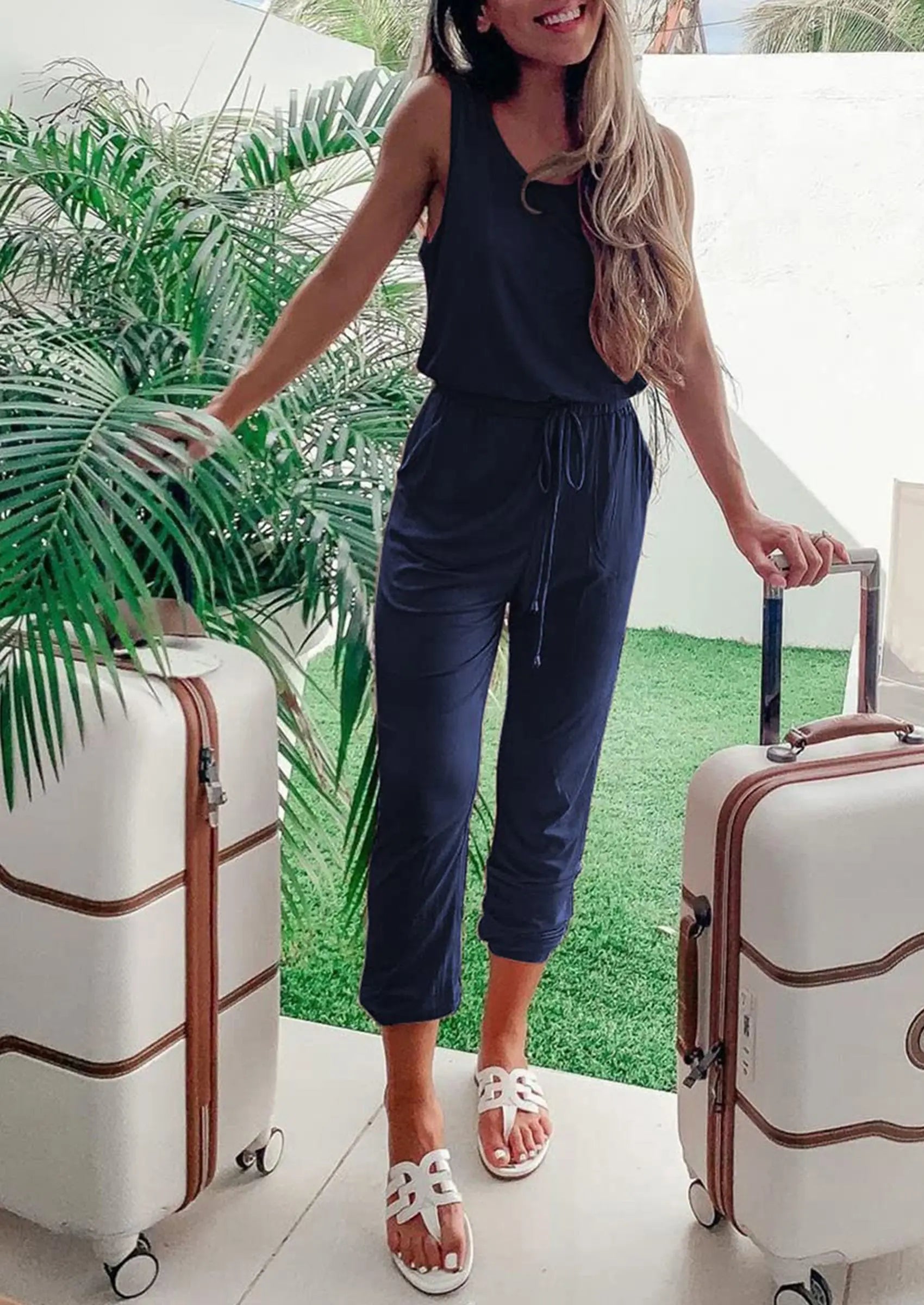 Osonn Two Piece Outfit Sets Casual Sleeveless Crewneck Tops and Sweatpants
