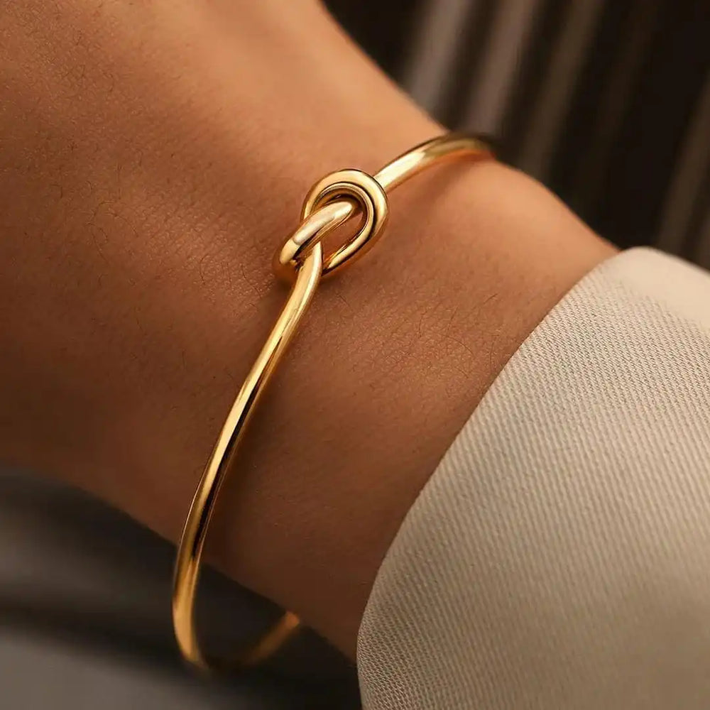 Golden Knot Adjustable Bracelet — image 1