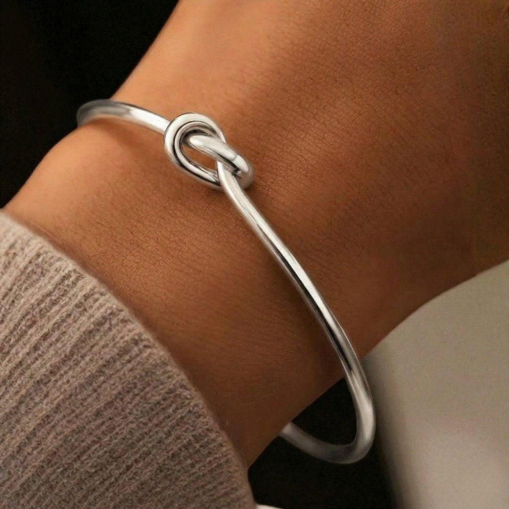 Golden Knot Adjustable Bracelet — image 2