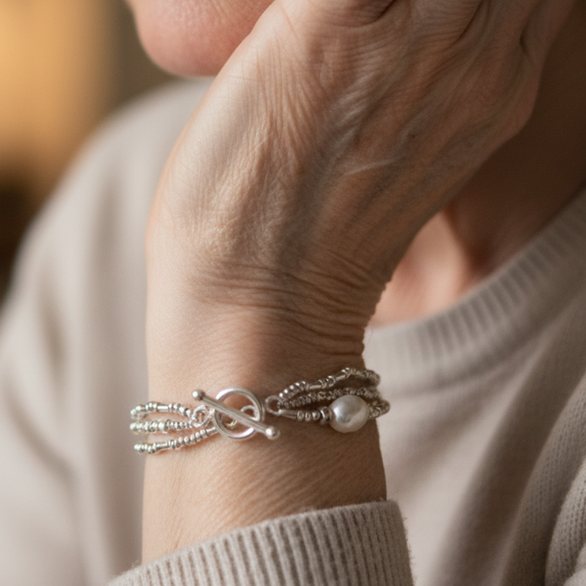 Graceful Pearl Bracelets Pack — image 2
